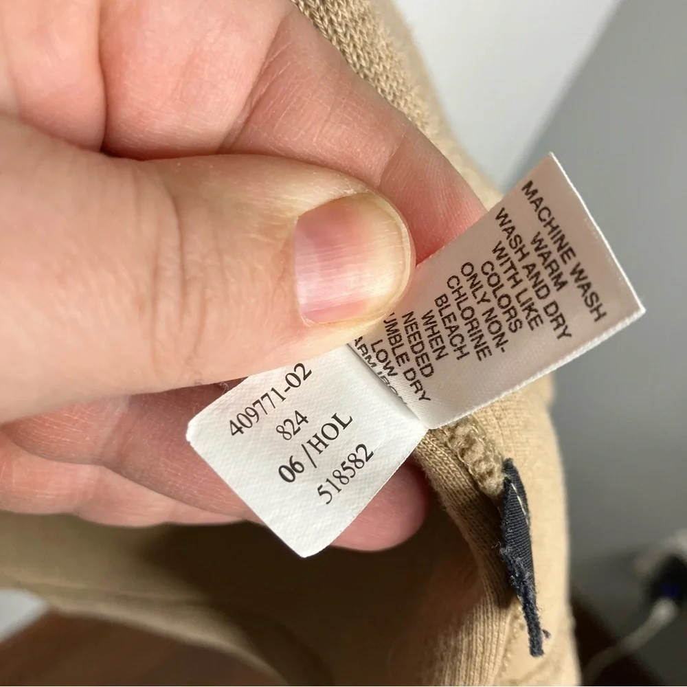 Banana Republic tan sweater/pullover size‎ large
